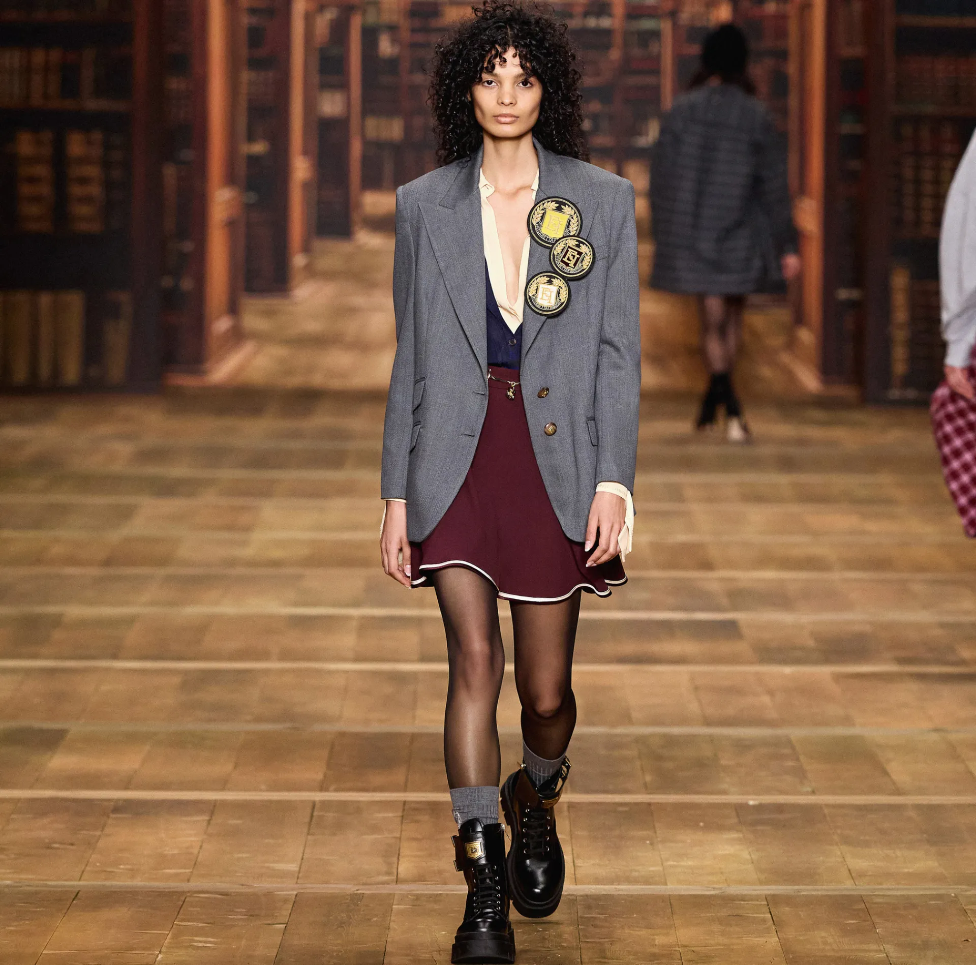 Elisabetta Franchi Skirts|Circle miniskirt in crêpe fabric with horsebit