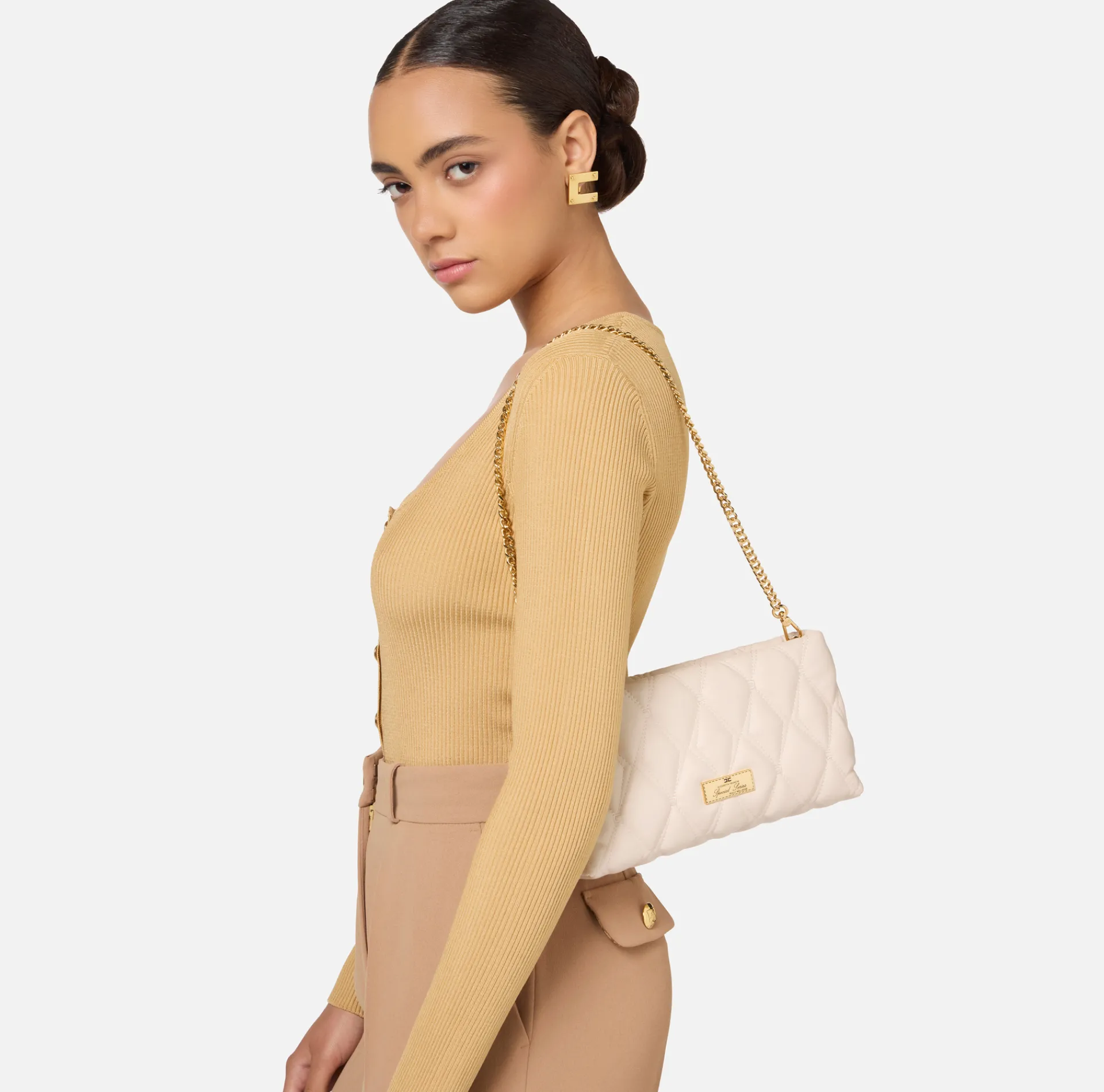 Elisabetta Franchi Clutch|Clutch bag in embossed fabric with chain shoulder strap Latex