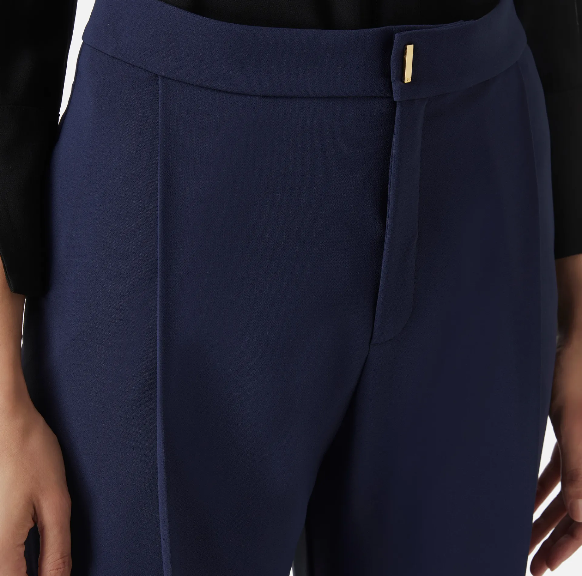 Elisabetta Franchi Trousers And Shorts|Crêpe cropped trousers with darts Navy