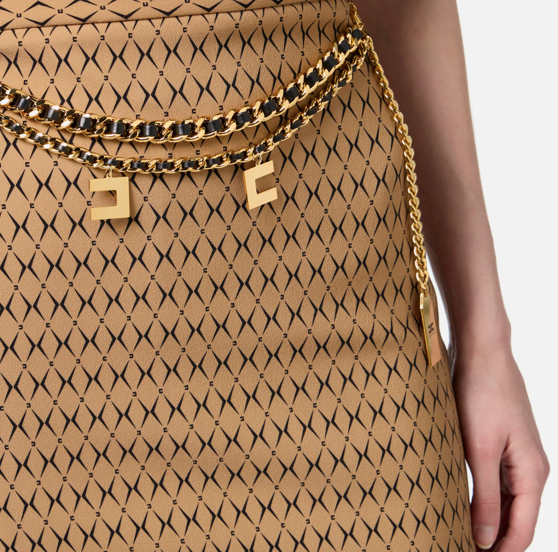 Elisabetta Franchi Tailleur|Skirts|Crêpe miniskirt with diamond print and chain Camel/Black
