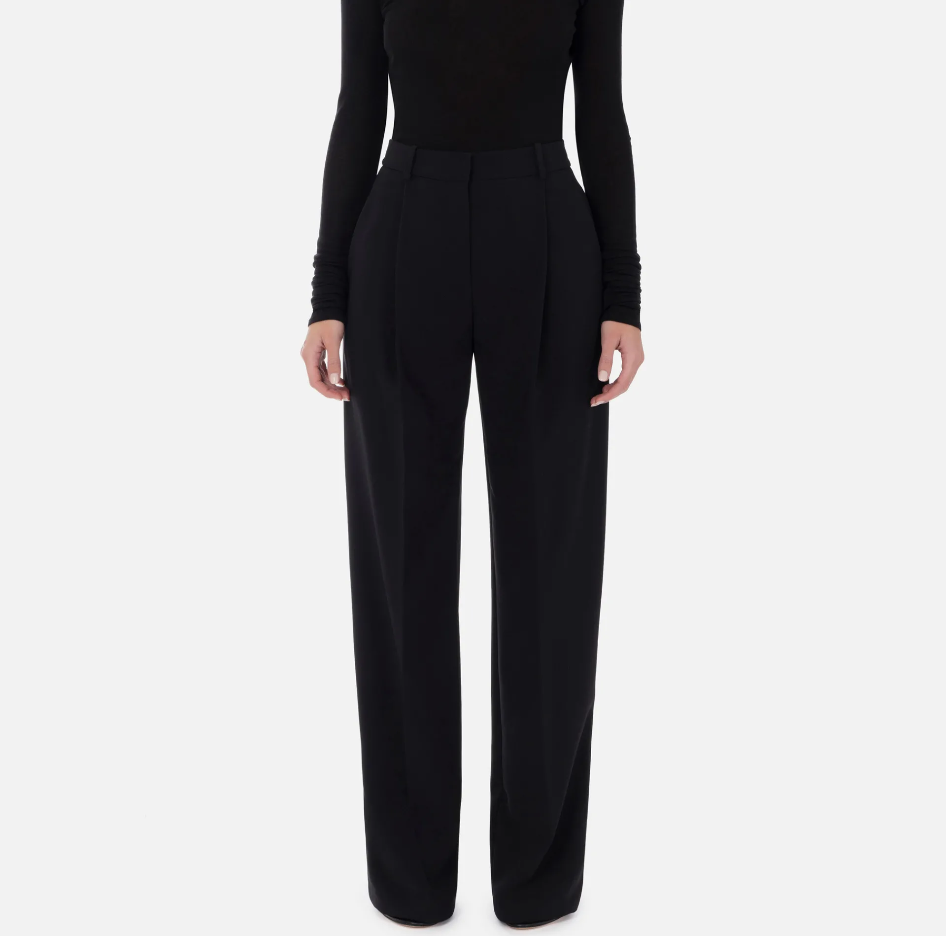 Elisabetta Franchi Trousers And Shorts|Crêpe trousers with darts Black