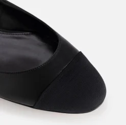 Elisabetta Franchi Sneakers & Flat Shoes|Nappa leather flats with jacquard elastics Black/Black