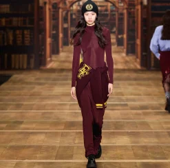 Elisabetta Franchi Red Carpet Dresses|Knitted Dresses|Red carpet dress in shiny viscose fabric with belt RougeNoir