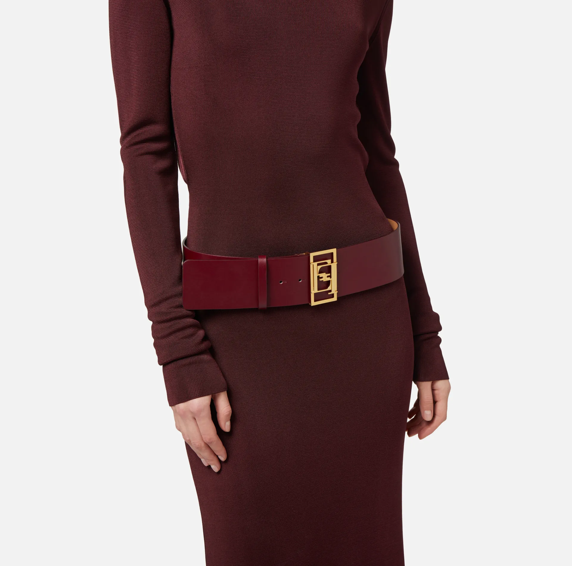 Elisabetta Franchi Red Carpet Dresses|Knitted Dresses|Red carpet dress in shiny viscose fabric with belt RougeNoir