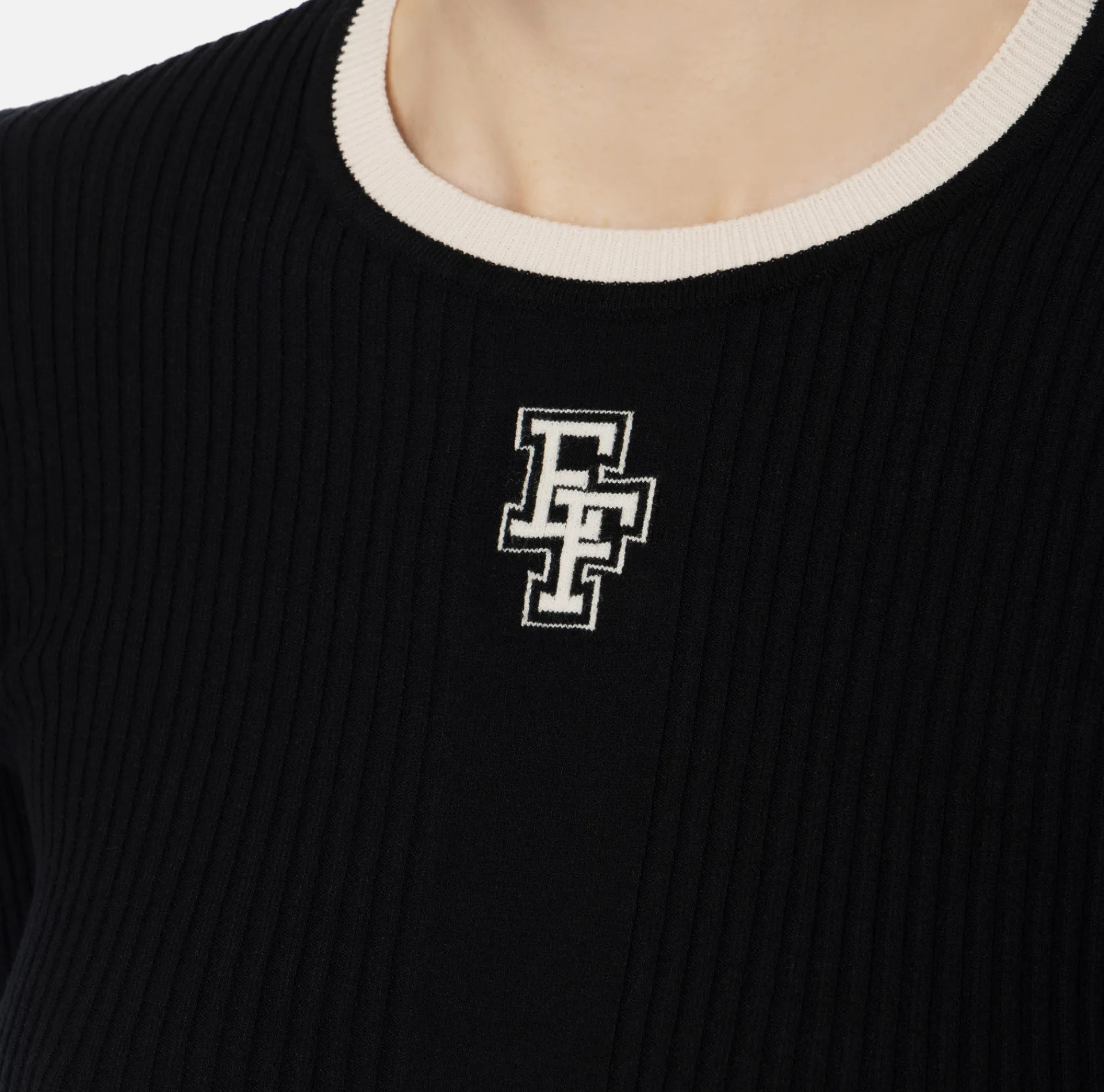 Elisabetta Franchi Knitwear And Sweatshirts|Shirt in viscose fabric with college-style logo Black/Butter