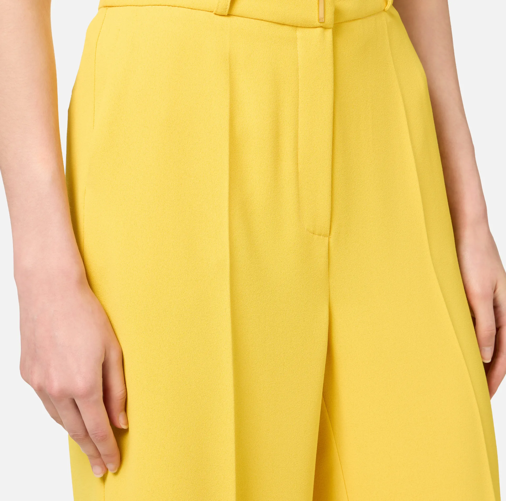Elisabetta Franchi Trousers And Shorts|Woven crêpe straight fit trousers with logo plaque Mimosa